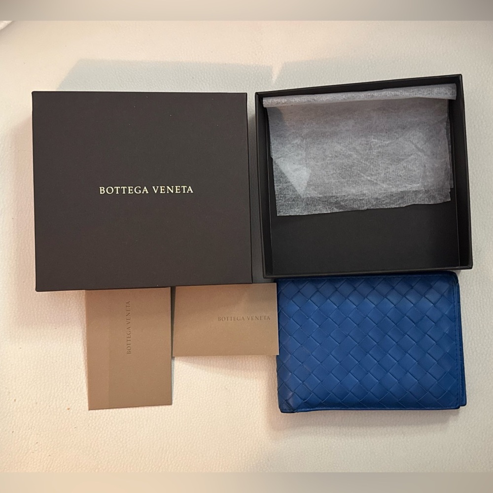 Bottega Veneta Intrecciato Blue Card Holder